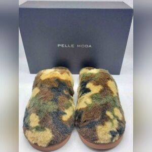 PELLE MODA Comfy Camo Print Faux Fur Slippers☆Women's 8.0M☆